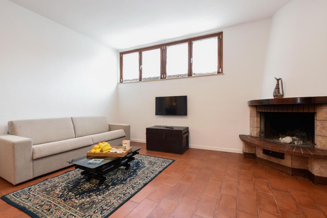 Appartamento Isi Salò Exterior foto
